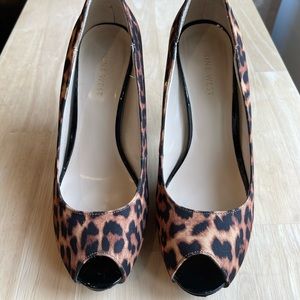 Nine West platform heels, size 8
